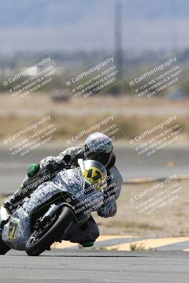 media/Apr-19-2025-CVMA (Sat) [[586b59ad56]]/Race 10-Amateur Supersport Middleweight/